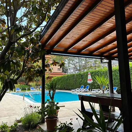 Family Magnolia, Sunny Hotel 2*