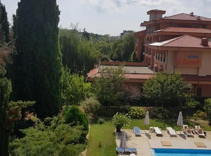 Family Magnolia, Sunny Ξενοδοχείο Σάνι Μπιτς