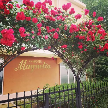 Готель Family Magnolia, Sunny Сонячний Берег