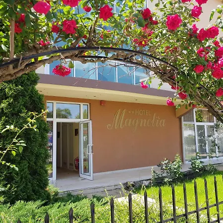 Family Magnolia, Sunny Hotel 2*
