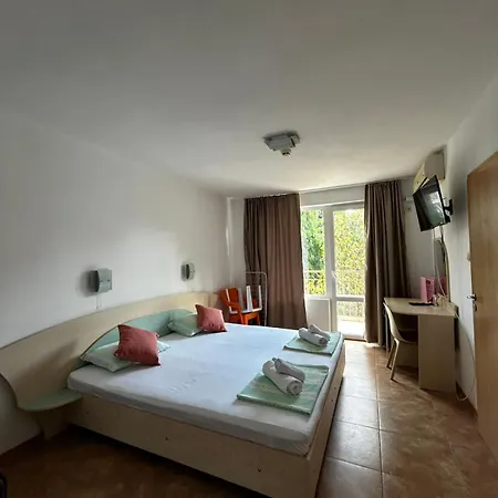 Family Magnolia, Sunny Сонячний Берег