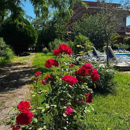 Готель Family Magnolia, Sunny 2*