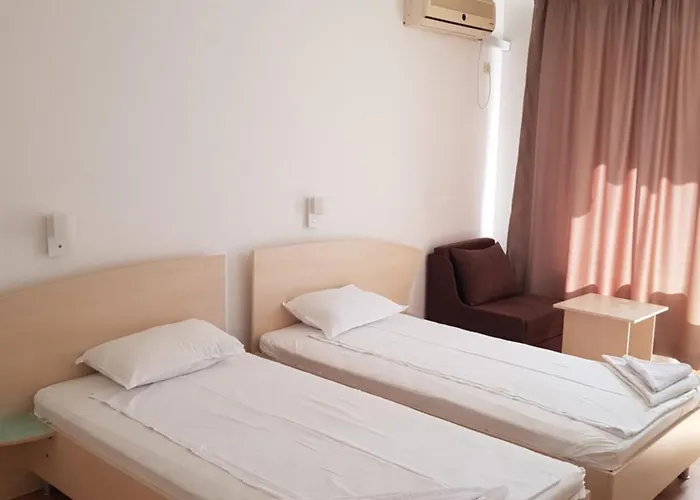 Family Magnolia, Sunny Hotel 2*