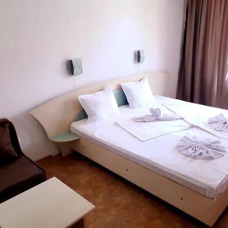 Family Magnolia, Sunny Hotel 2*