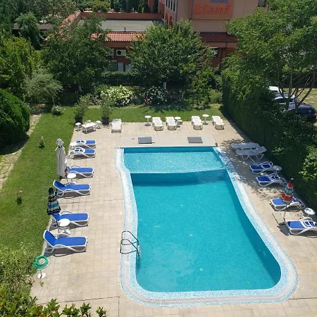 Hotel Family Magnolia