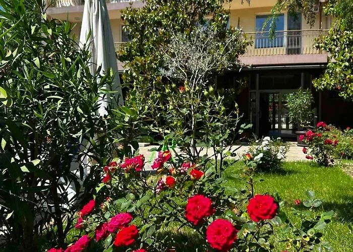 Otel Family Magnolia, Sunny 2*